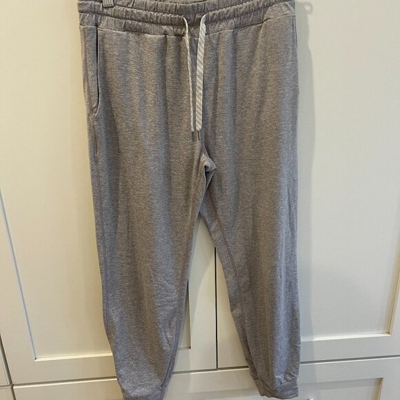 Vuori Performance Jogger, Women's, Pale Heather Gray, Size Small - Picture 3 of 8